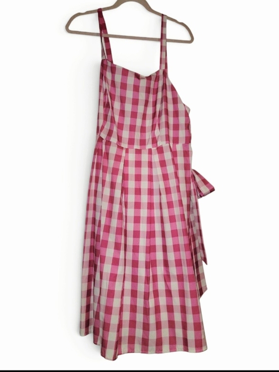 SHEIN Dresses & Skirts - SHEIN Pink and White Gingham Midi Dress with Side Tie